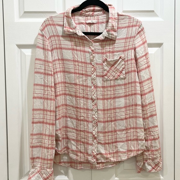 BLL Tops - 5 for $25! BLL Peach and Pink Flannel Medium